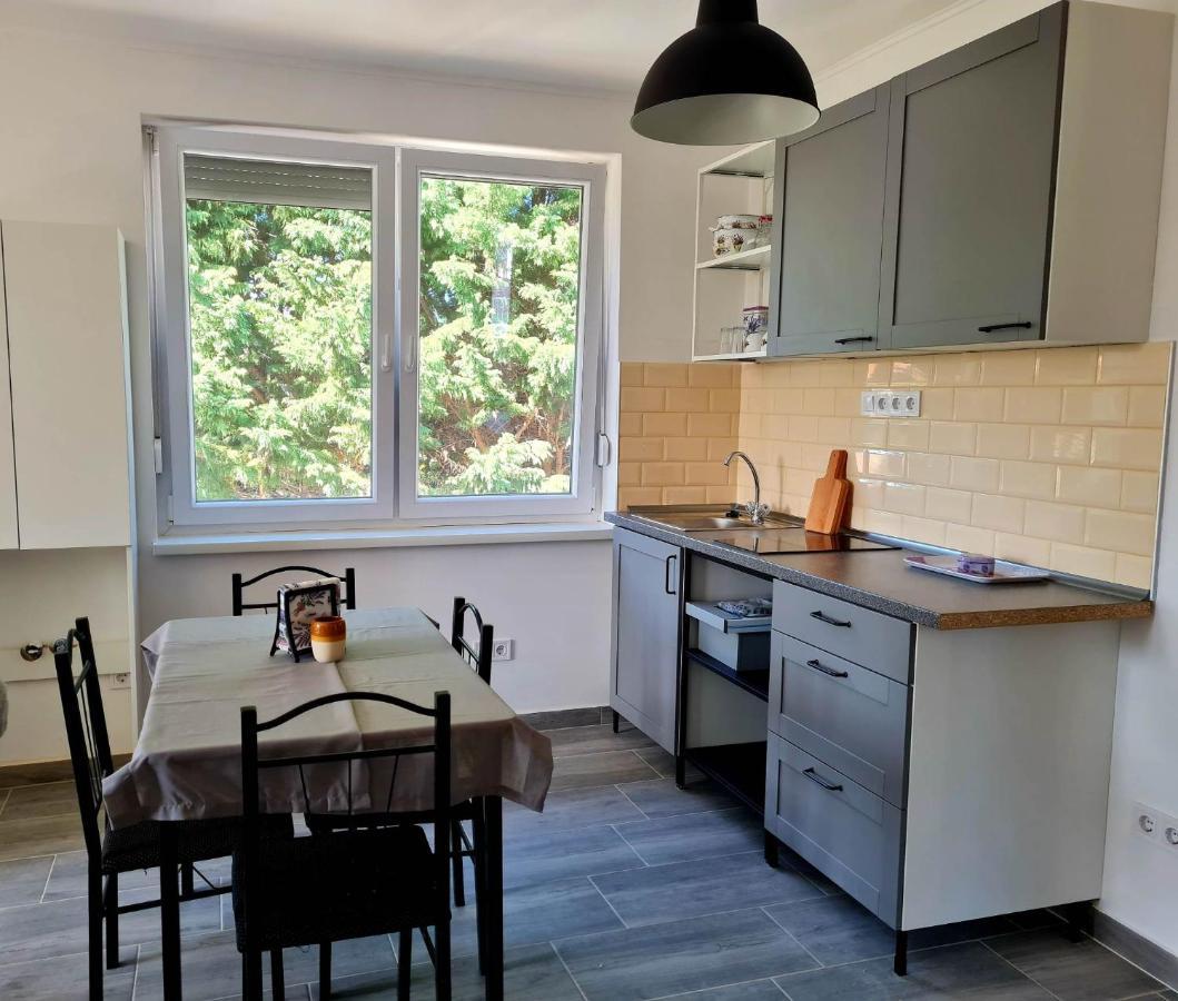 Malna Vendeghaz Siofok Apartment Ngoại thất bức ảnh